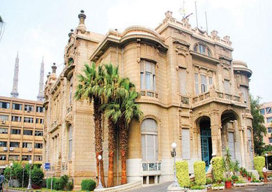 جامعة عين شمس
